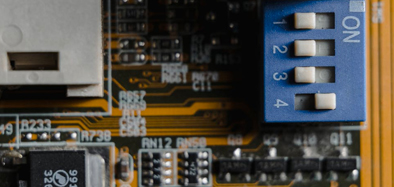 人工智能大火讓芯片產(chǎn)業(yè)迎來風(fēng)口！中企必須走向全能！